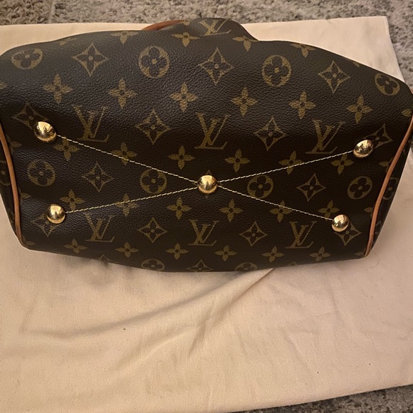 SOLD!💎Authentic 💎Louis Vuitton Monogram Tivoli PM💎Classic! - Picture 8 of 10